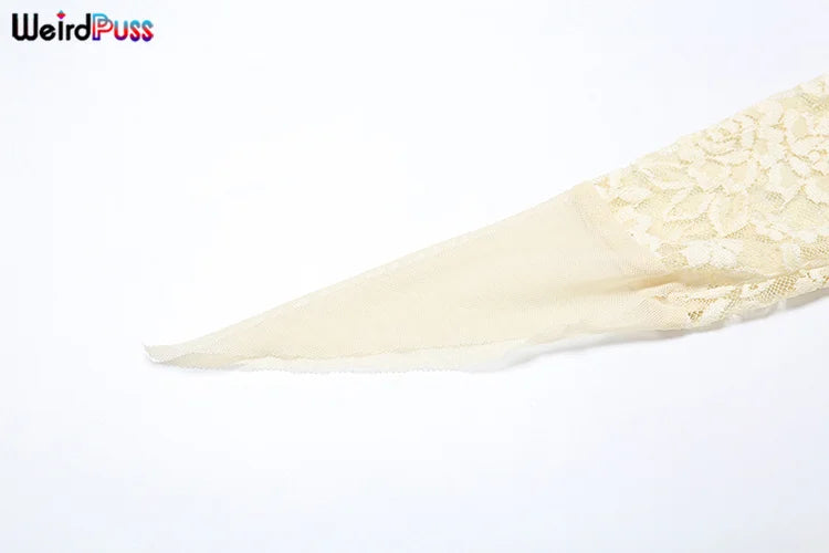 Vestido Feminino com Renda e Transparência – Sensualidade com Sofisticação em Cada Detalhe.