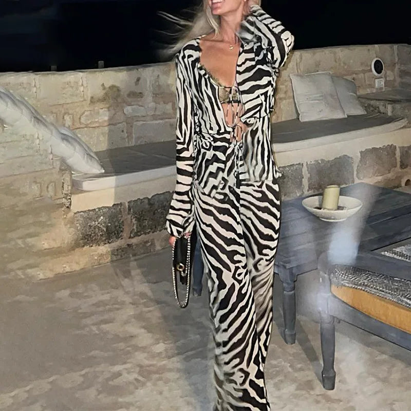 Conjunto Feminino 2 Peças Mesh Animal Print – Estilo Leve, Transparente e Cheio de Personalidade.