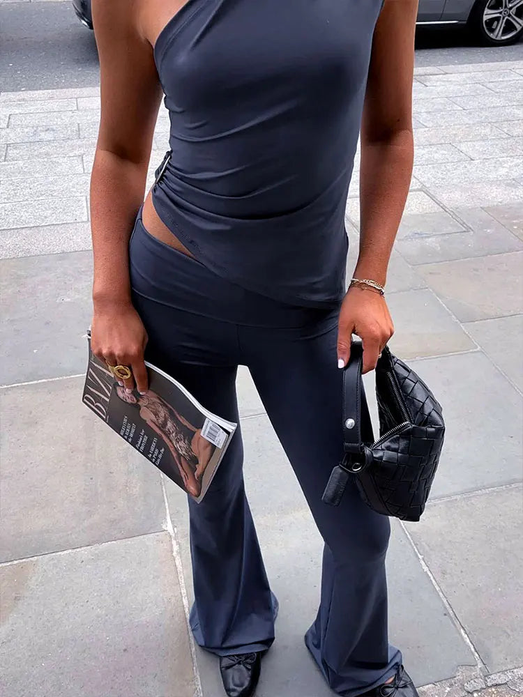 Conjunto Urban Chic – Regata Ombro a Ombro + Calça Slim.