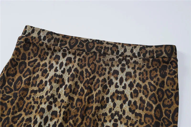 Conjunto Wild Nights – Body de Alça + Calça Flare em Tule Animal Print.
