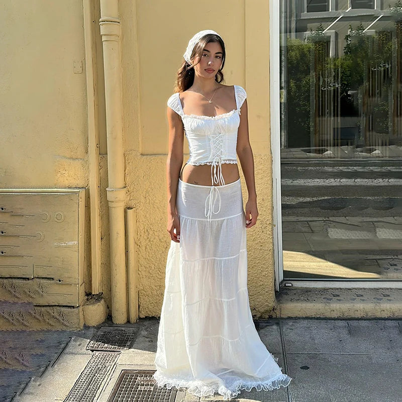 Conjunto Off-Shoulder & Saia Longa.