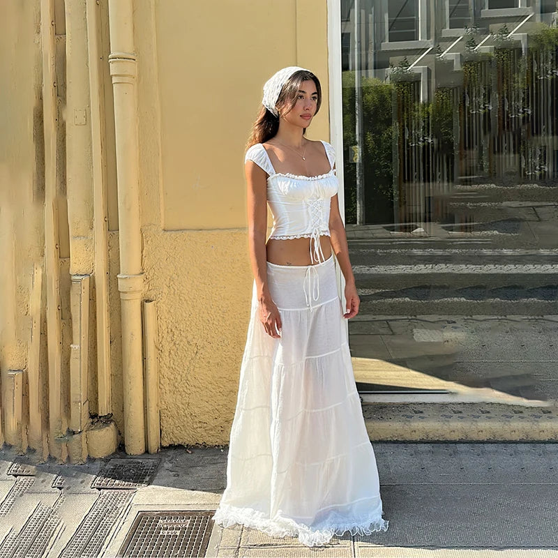 Conjunto Off-Shoulder & Saia Longa.