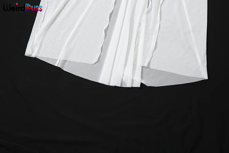 Conjunto Feminino 3 Peças Weird Puss – Sexy, Chic e Cheio de Atitude