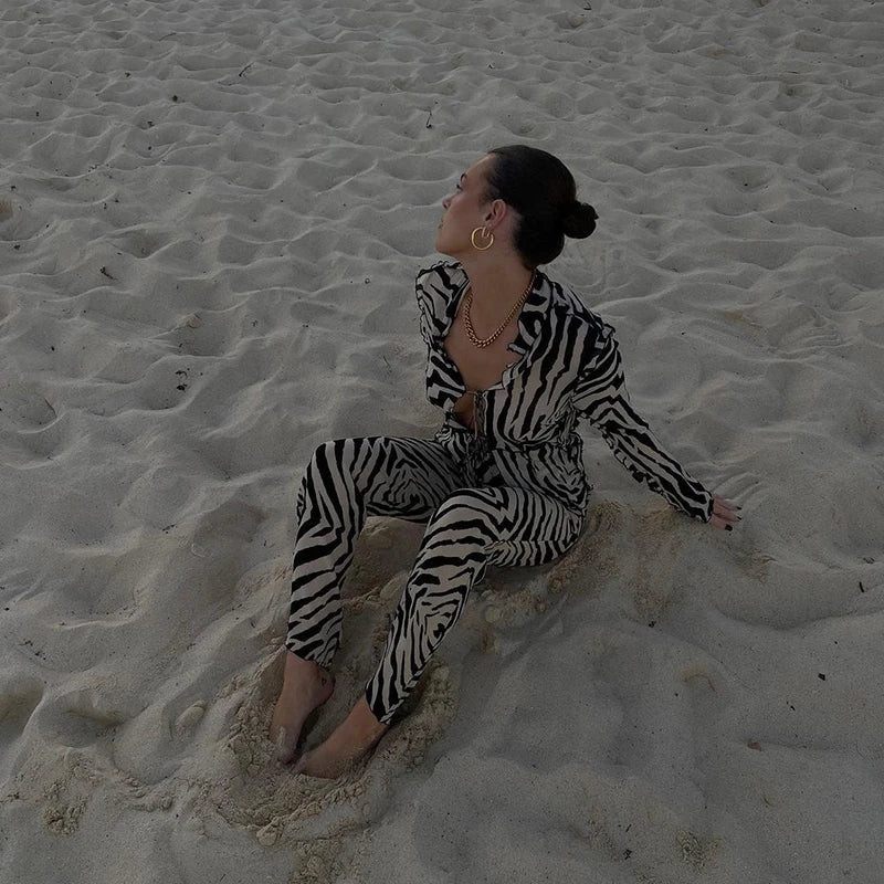 Conjunto Feminino 2 Peças Mesh Animal Print – Estilo Leve, Transparente e Cheio de Personalidade.