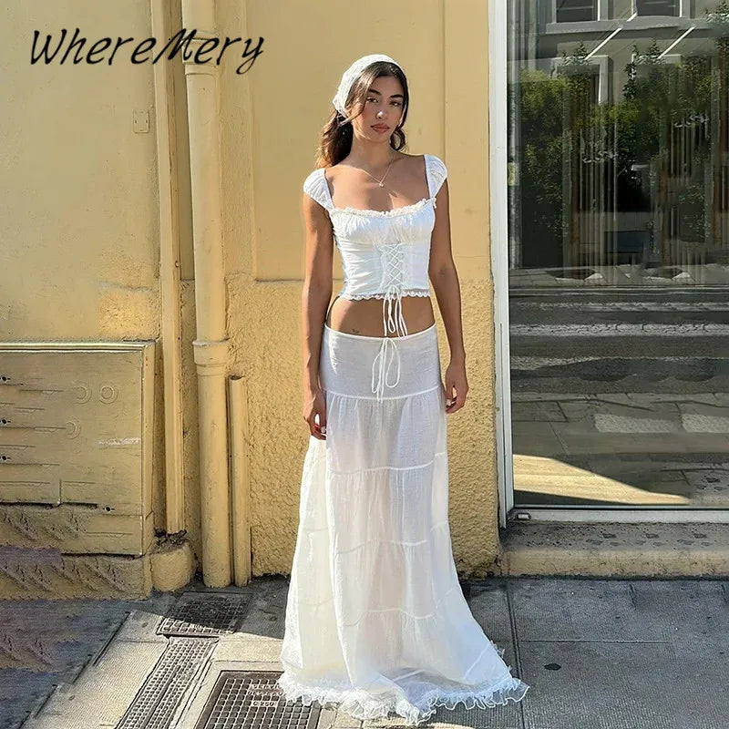 Conjunto Off-Shoulder & Saia Longa.