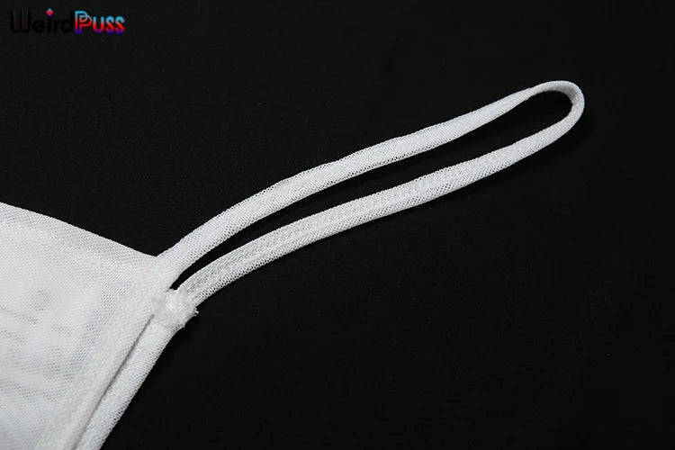 Conjunto Feminino 3 Peças Weird Puss – Sexy, Chic e Cheio de Atitude