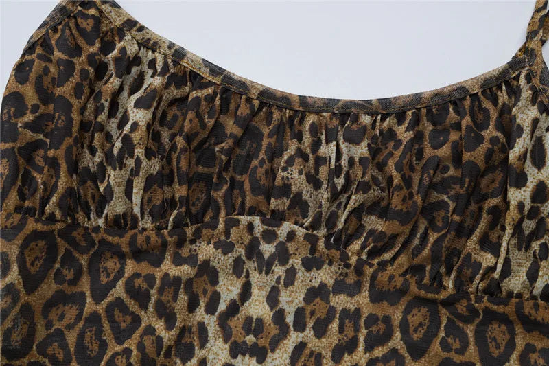 Conjunto Wild Nights – Body de Alça + Calça Flare em Tule Animal Print.