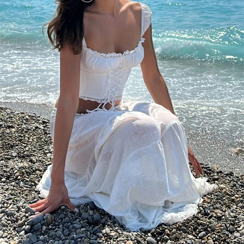 Conjunto Off-Shoulder & Saia Longa.